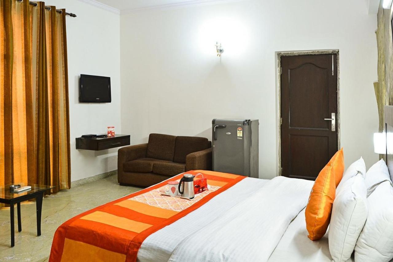 Hotel Jashn Near Apollo Hospital