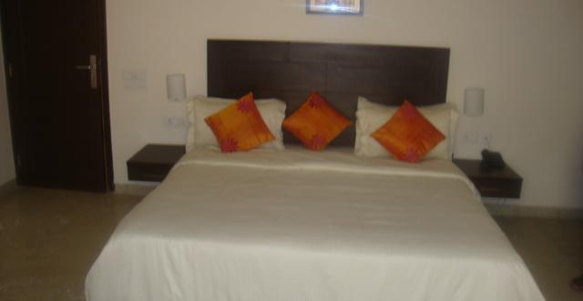 Jashn Near Apollo Hospital Noida
