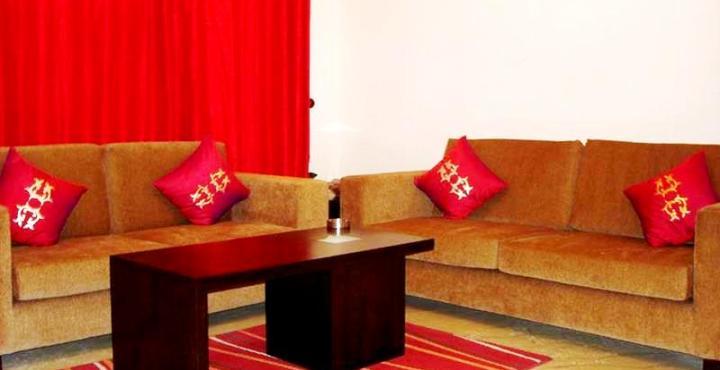 Jashn Near Apollo Hospital Hotel Noida
