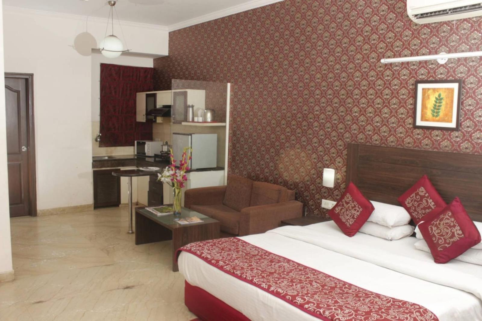Jashn Near Apollo Hospital Noida