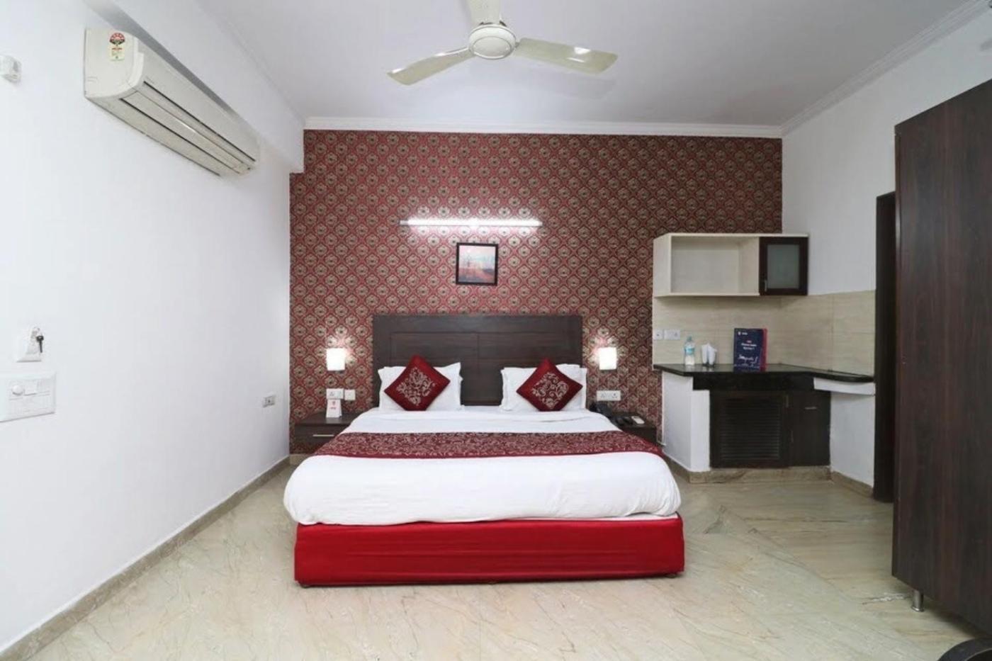 Hotel Jashn Near Apollo Hospital