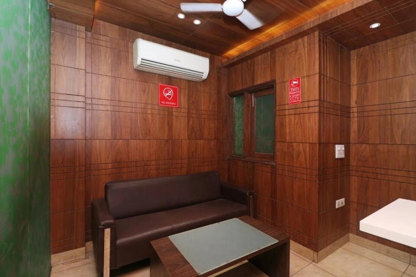 Jashn Near Apollo Hospital Noida