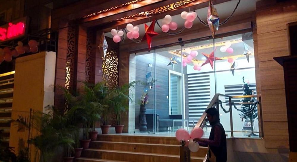 Hotel Jashn Near Apollo Hospital