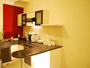 Jashn Near Apollo Hospital Noida