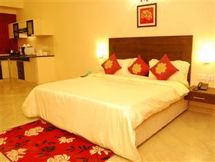 Jashn Near Apollo Hospital Hotel 3*