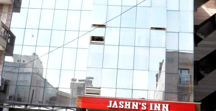 Jashn Near Apollo Hospital 3*